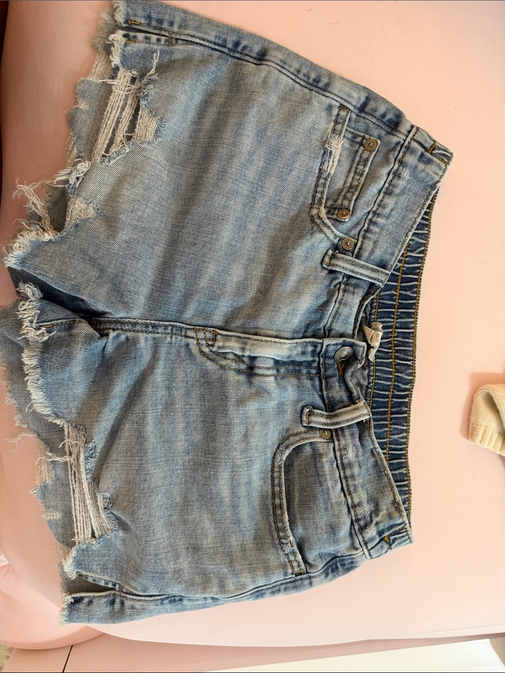 Aerie Light Wash Distressed Denim Shorts - Casual Summer Essential